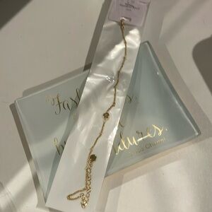 Elegant Gold Gem and Beaded Anklet